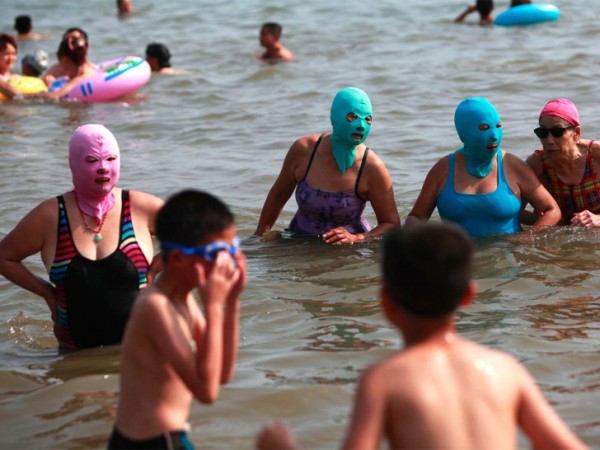 中國海邊防曬奇行種：蒙面罩頭4