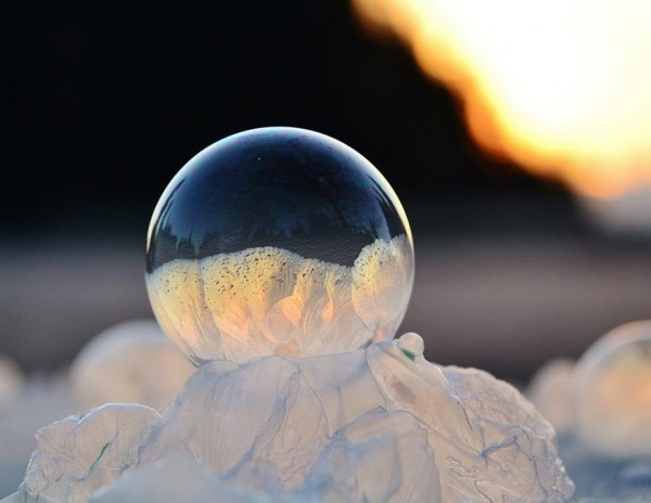 -9℃吹出的結冰泡泡是世界上短暫的美麗2