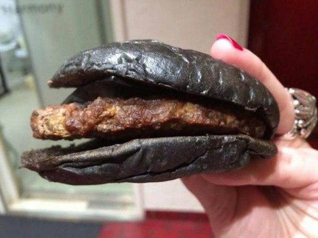 黑色漢堡3